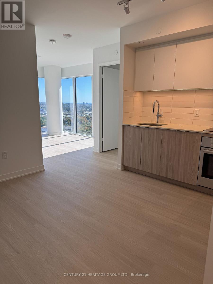 15 David Salomon Drive — photo 18