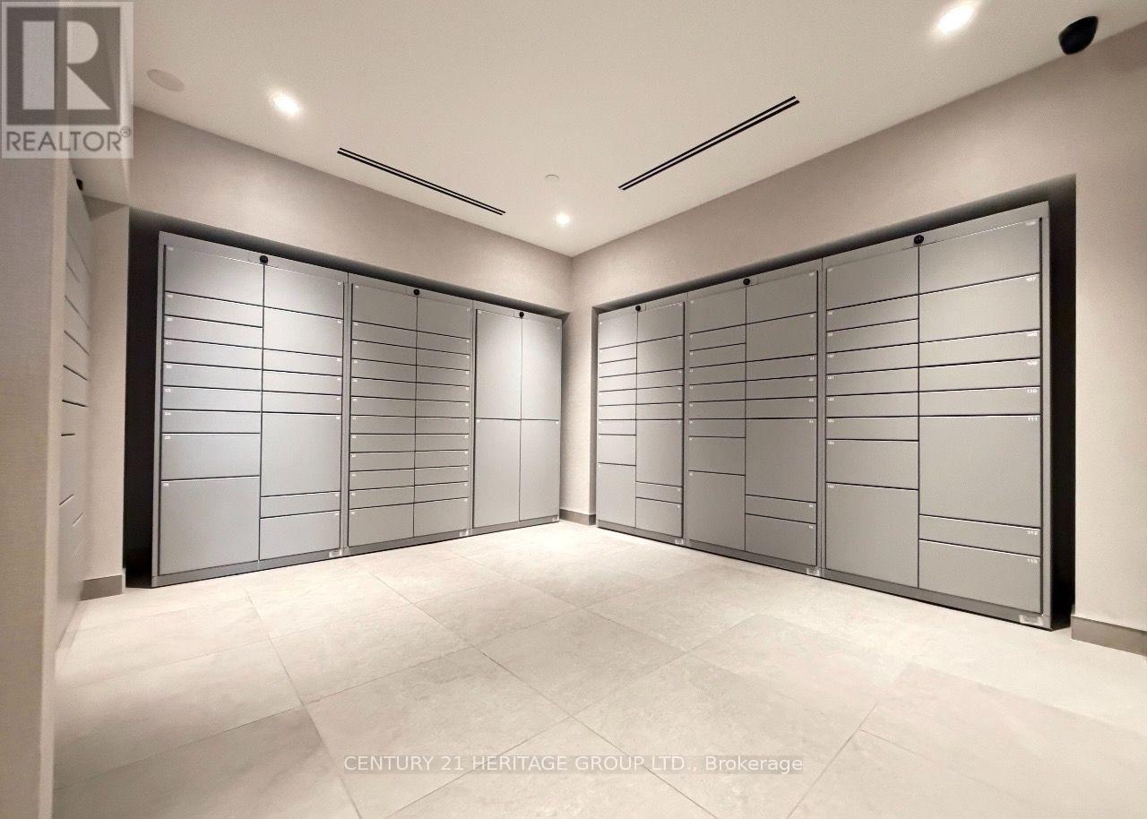 3508 - 15 DAVID SALOMON DRIVE, Toronto (Flemingdon Park) — photo 4