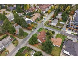 10034 132a Street, Surrey, BC V3T5B3 Photo 14