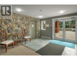 104 87 Island Hwy S, Campbell River, BC V9W1A2 Photo 9