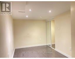 Basement - 19 Redwood Lane, Markham, ON L3R3Z1 Photo 9
