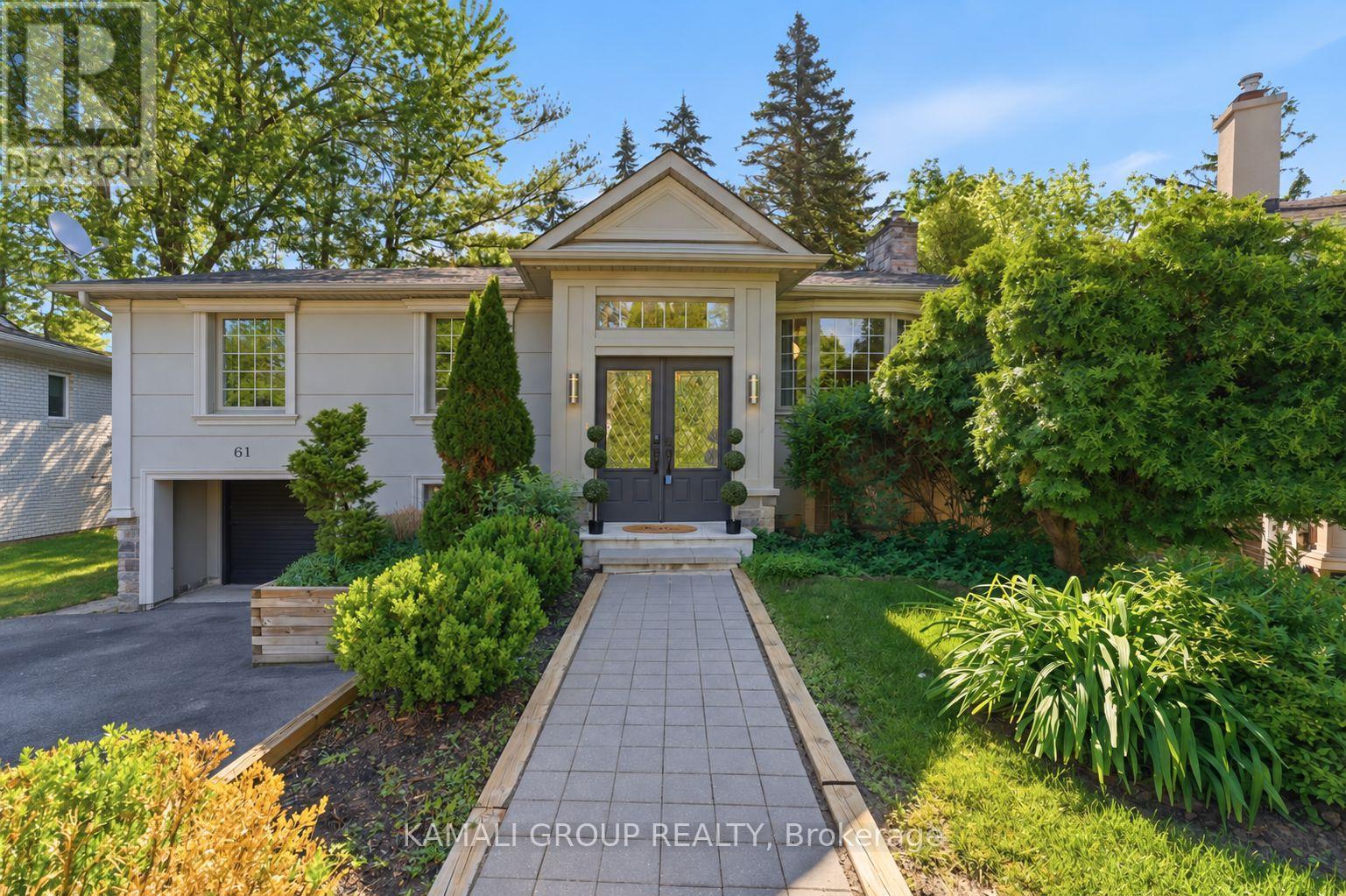 61 Lawnwood Court, Richmond Hill, ON photo 50