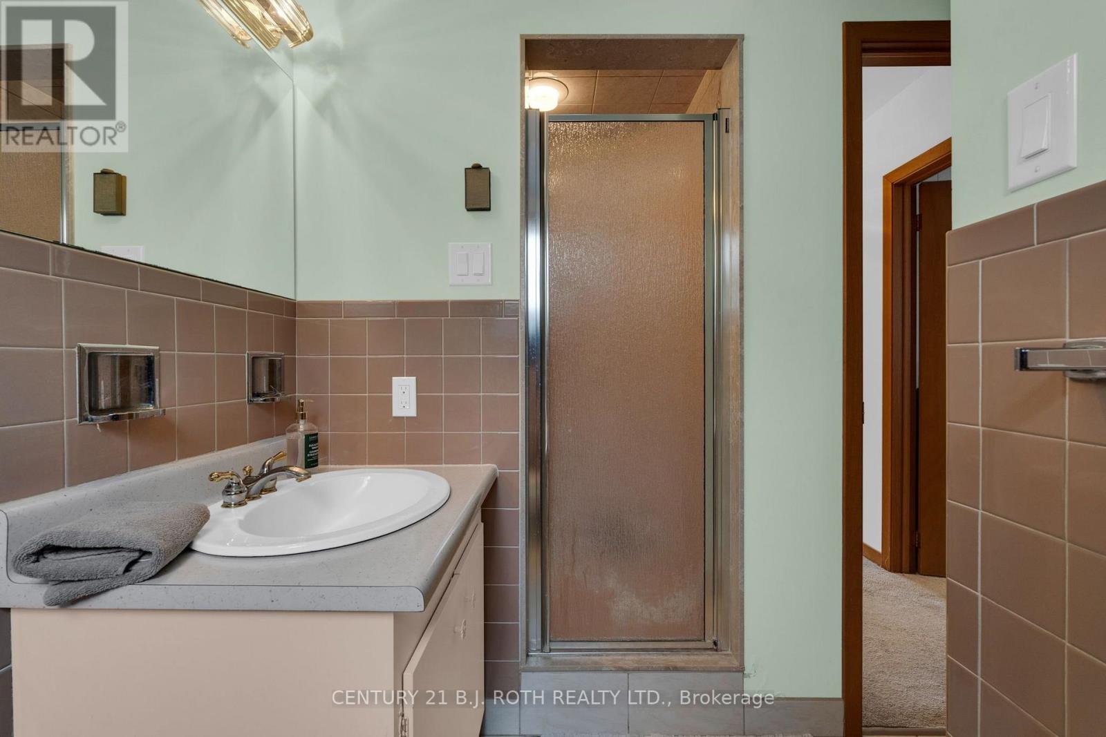 254 Grove Street East, Barrie, ON photo 29