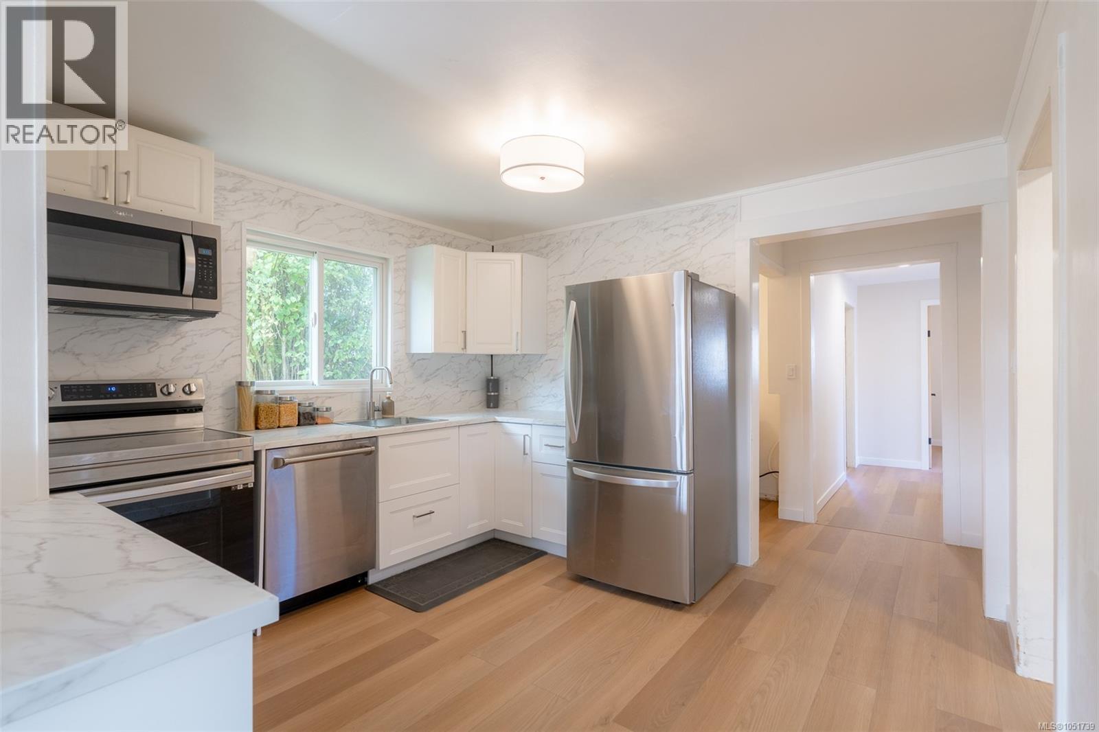 4533 Lathom Rd - 10