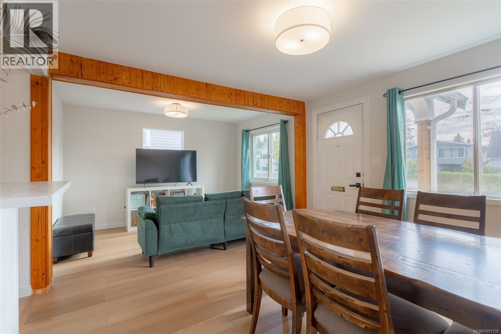 4533 Lathom Rd - 6
