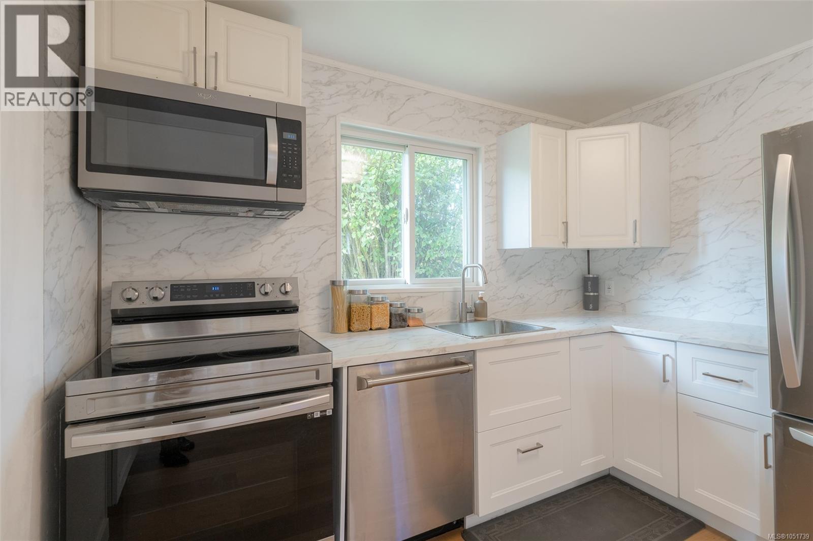 4533 Lathom Rd - 11