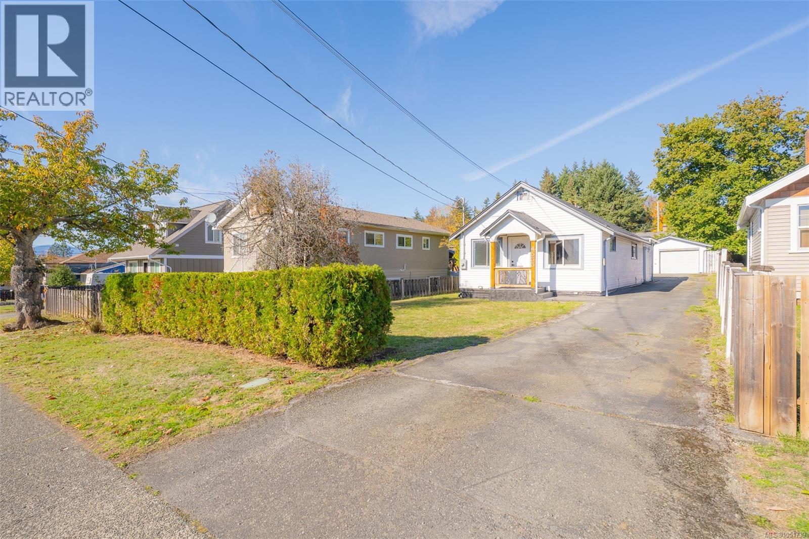 4533 Lathom Rd - 1
