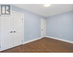 2429 Overton Drive, Burlington, ON L7P4B6 Photo 14