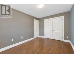 2429 Overton Drive, Burlington, ON L7P4B6 Photo 17