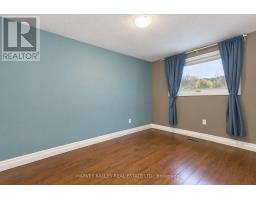 2429 Overton Drive, Burlington, ON L7P4B6 Photo 18