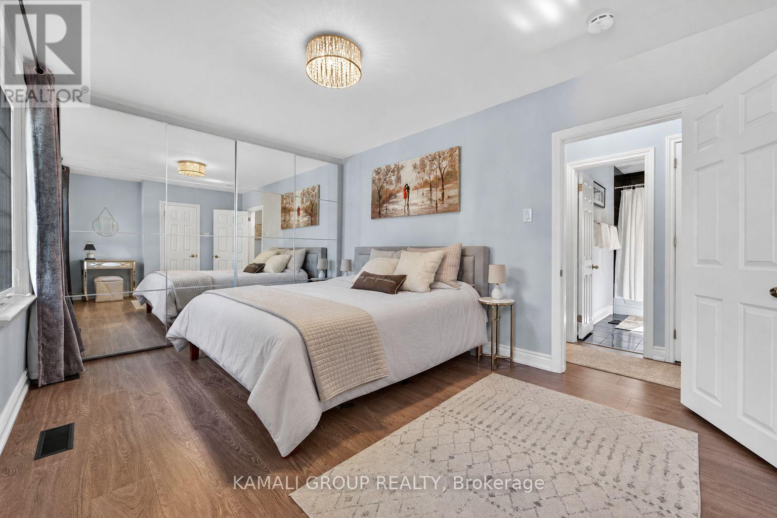 61 Lawnwood Court, Richmond Hill, ON photo 21