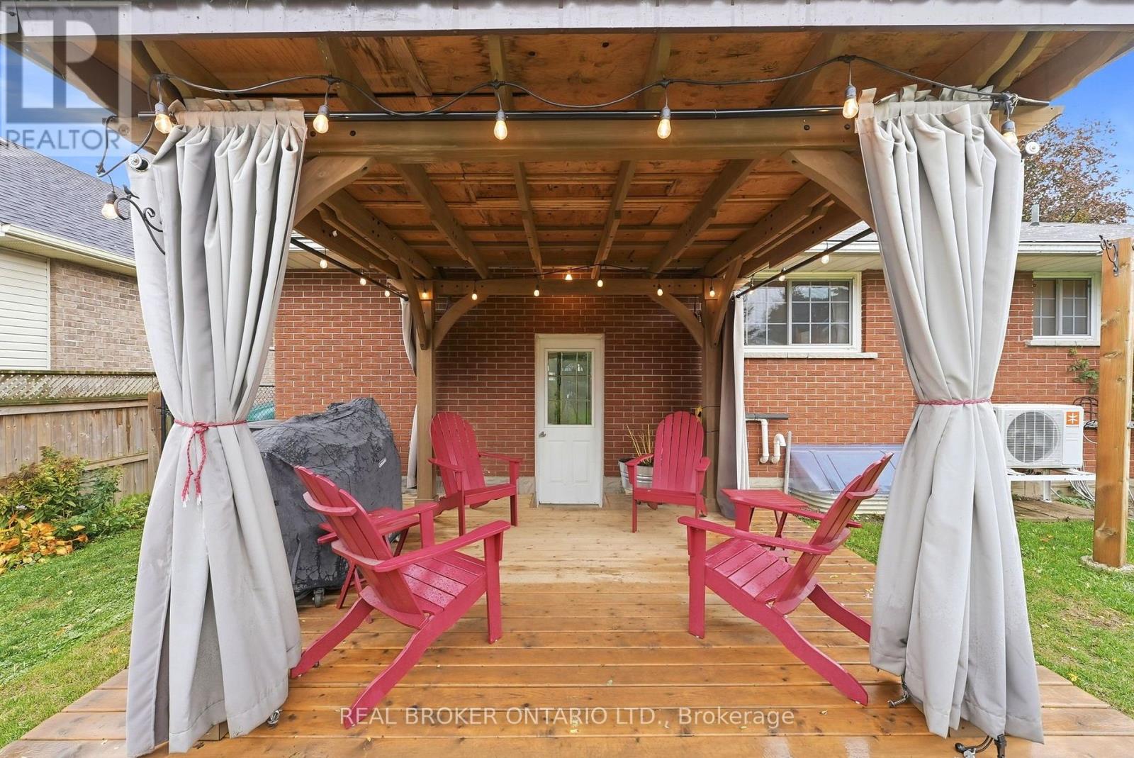 7 Edward Street, Perth East, ON photo 33