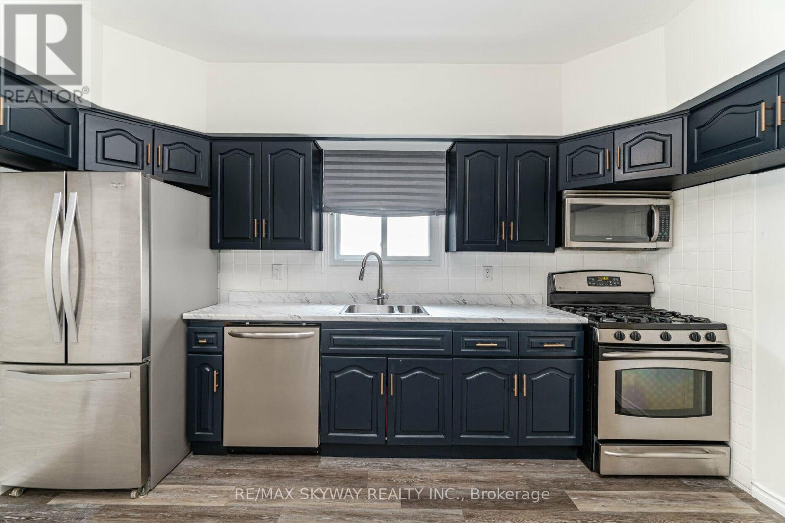 242 East Avenue North, Hamilton, ON photo 10