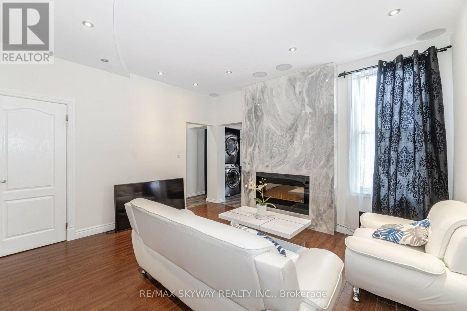 242 East Avenue North, Hamilton, ON photo 8