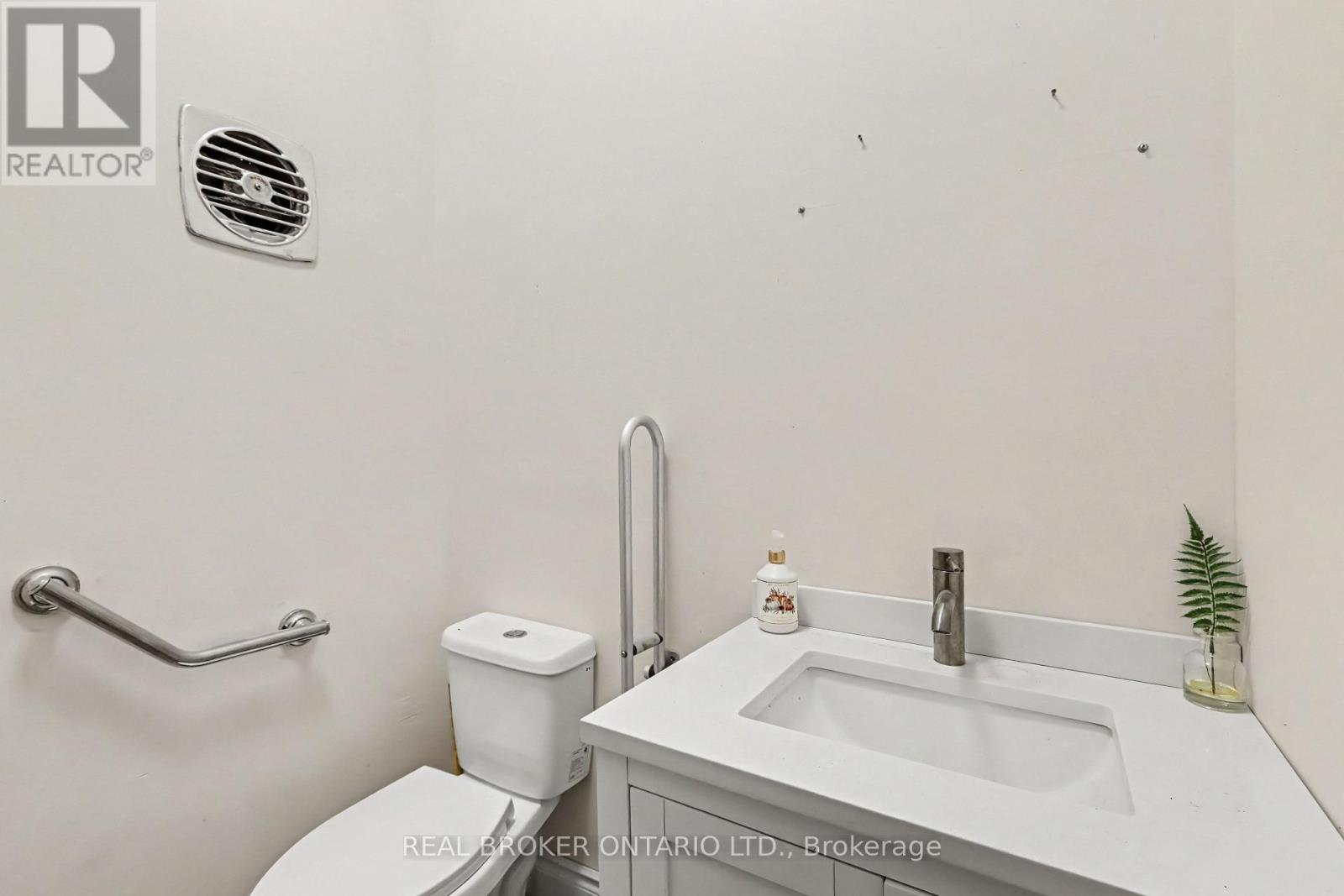 Retail for Rent in Carleton Place – 145 BRIDGE STREET, Carleton Place – MLS# X14029748 - Image 20