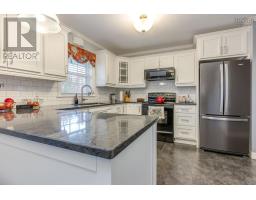 4pc Bathroom - 39 Homestead Drive, Valley, NS B6L3S1 Photo 10