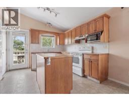 Laundry room - 84 Aberdeen Road W, Lethbridge, AB T1J4Z2 Photo 11