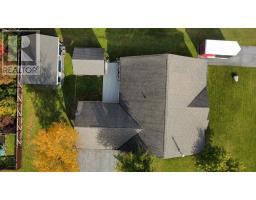1 Warren Drive thumbnail 31