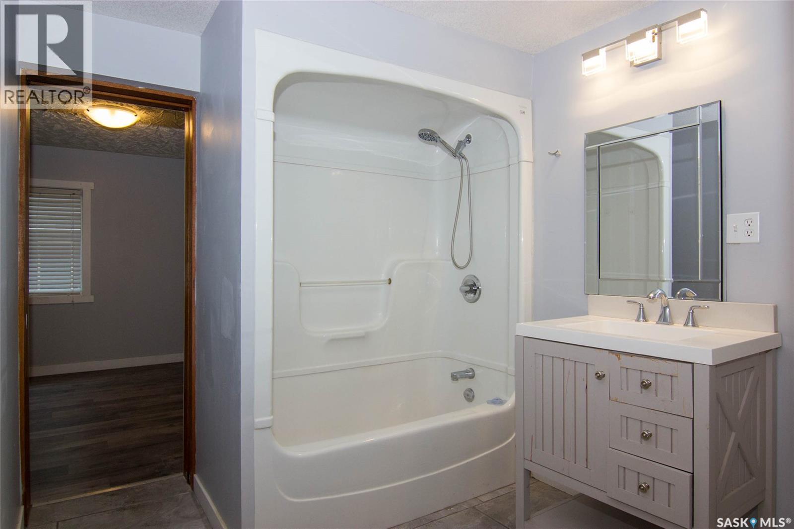 308 Hilliard STREET E, Saskatoon — photo 16