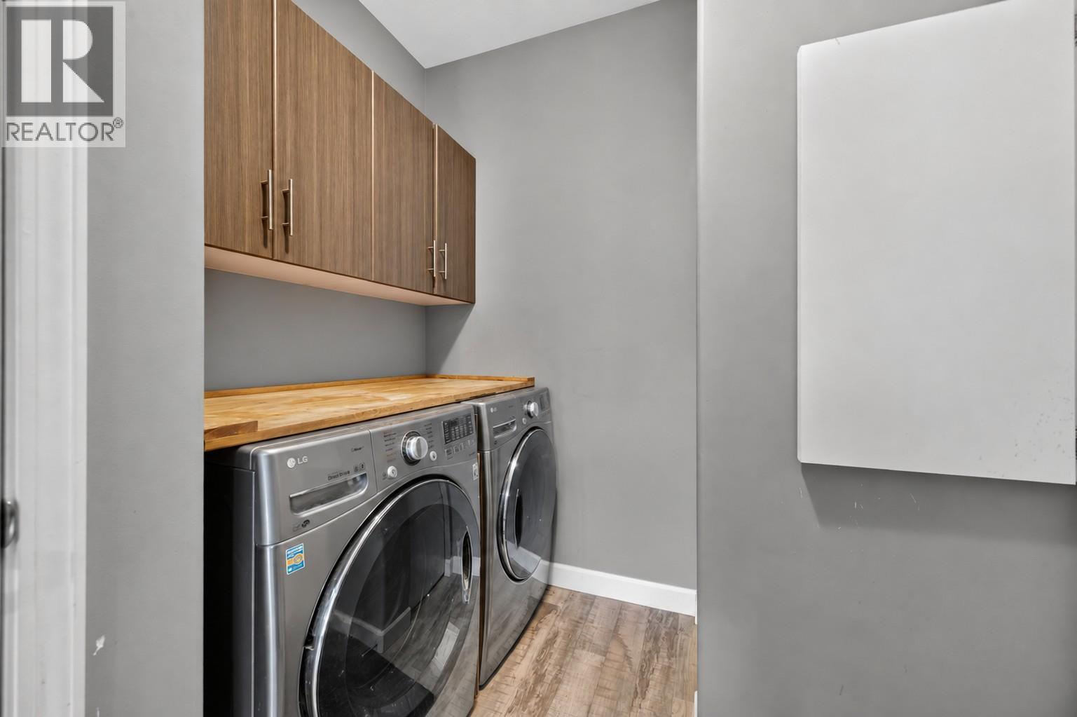 1410 Walnut Avenue - 26