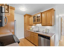 3pc Bathroom - 3602 Cedarille Drive Sw, Calgary, AB T2W5B2 Photo 11