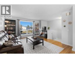 Hall - 3602 Cedarille Drive Sw, Calgary, AB T2W5B2 Photo 6