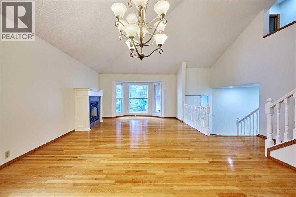 7 Suncastle Crescent SE photo 5