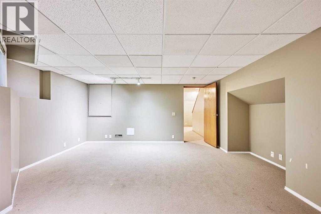 7 Suncastle Crescent SE photo 46
