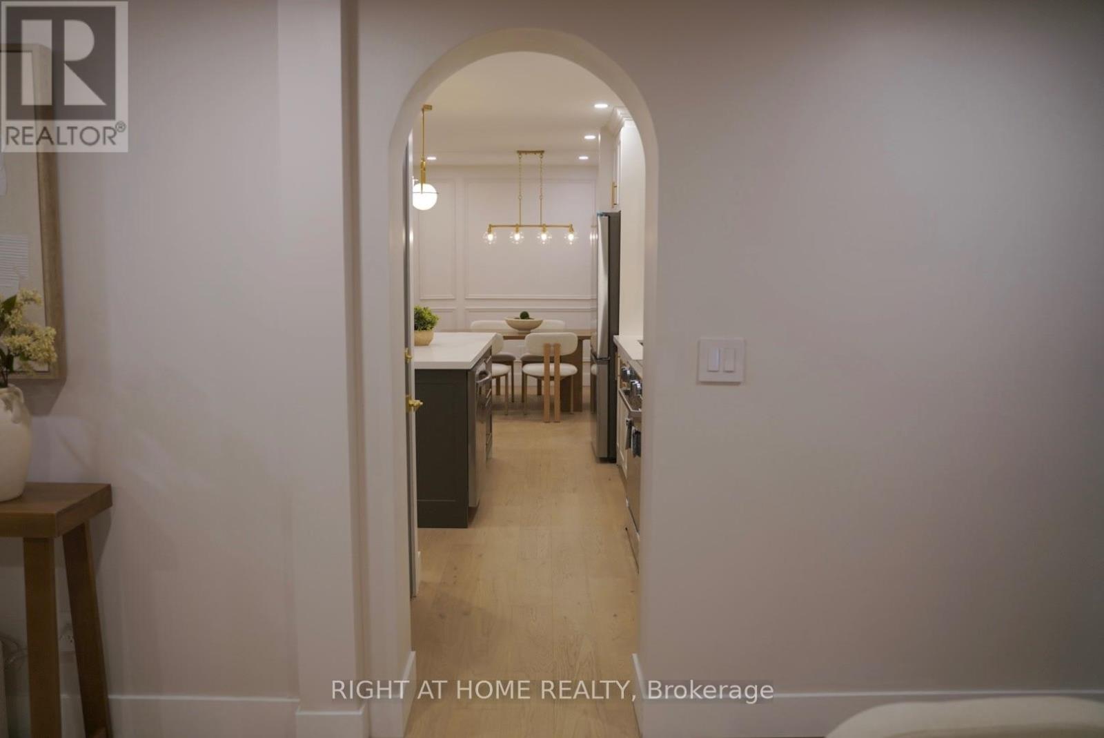 9 Crestview Avenue, Brampton, ON photo 11
