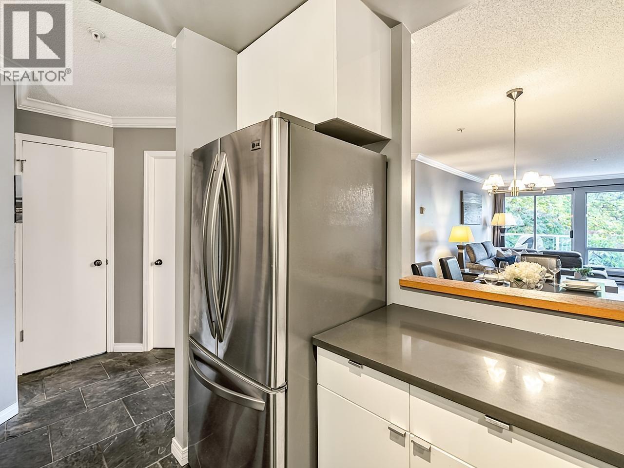 Photo of 210 889 W 7TH AVENUE 17