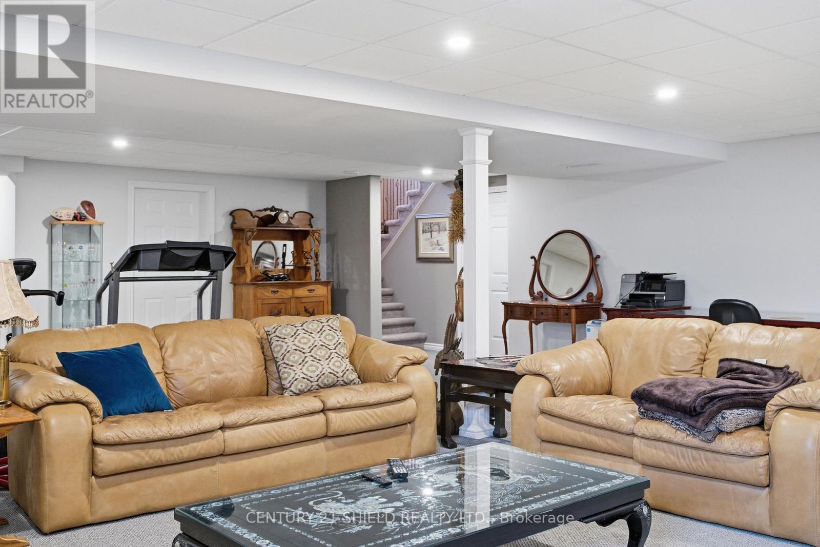 3822 Lakeside Drive — photo 40