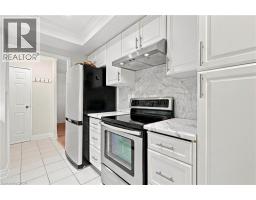 Kitchen - 3100 Kirwin Avenue Unit# Ph04, Mississauga, ON L5A3S6 Photo 7