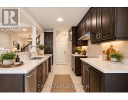 1044 Cameo Street, Pickering, ON L1X0G3 Photo 12