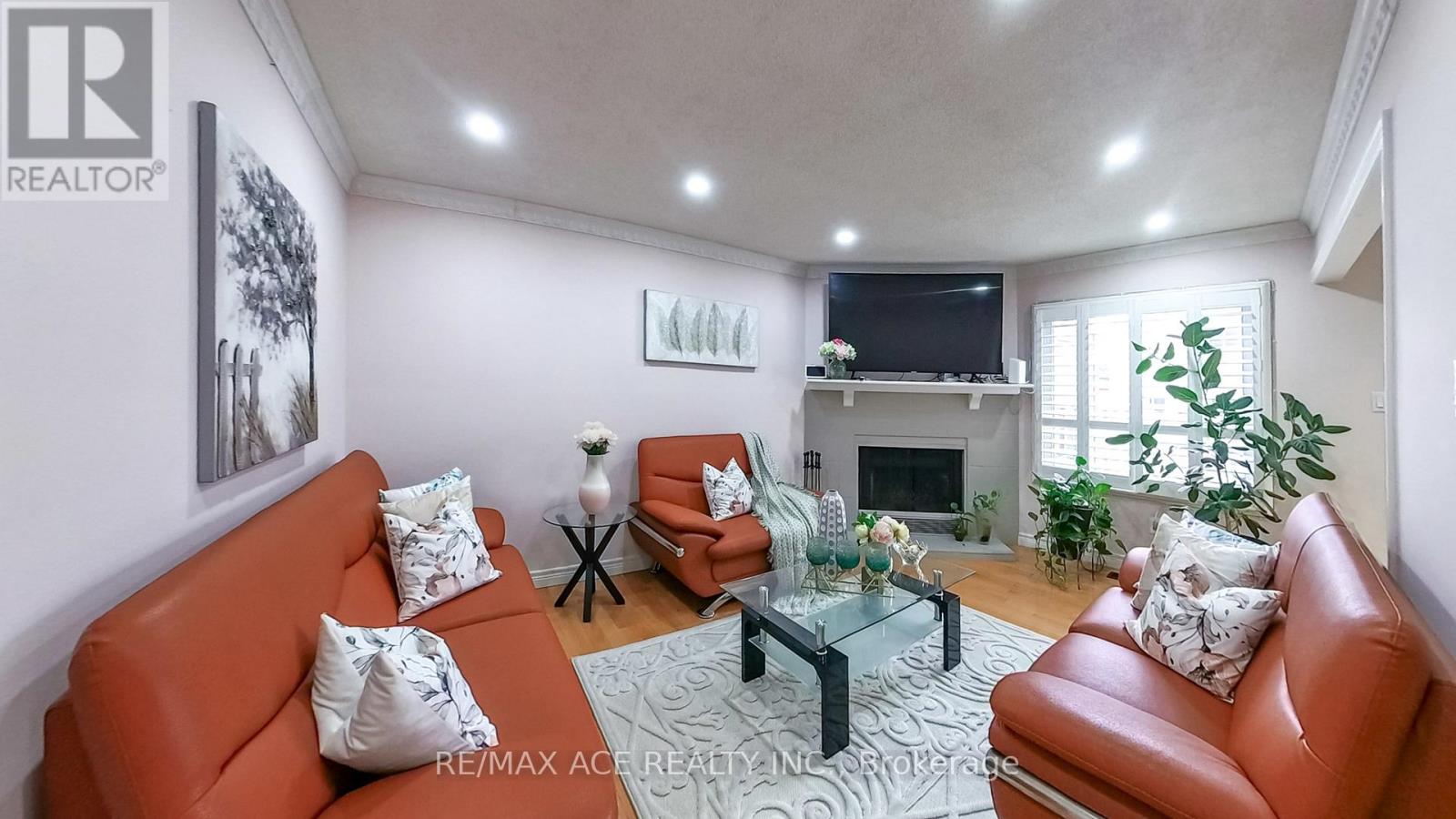15 Brennan Road, Ajax, ON photo 10