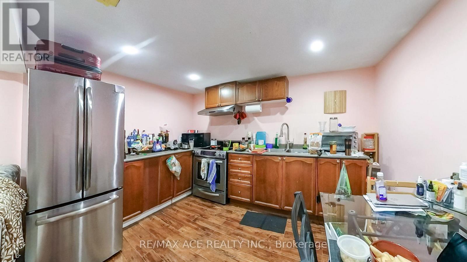 15 BRENNAN ROAD - 32