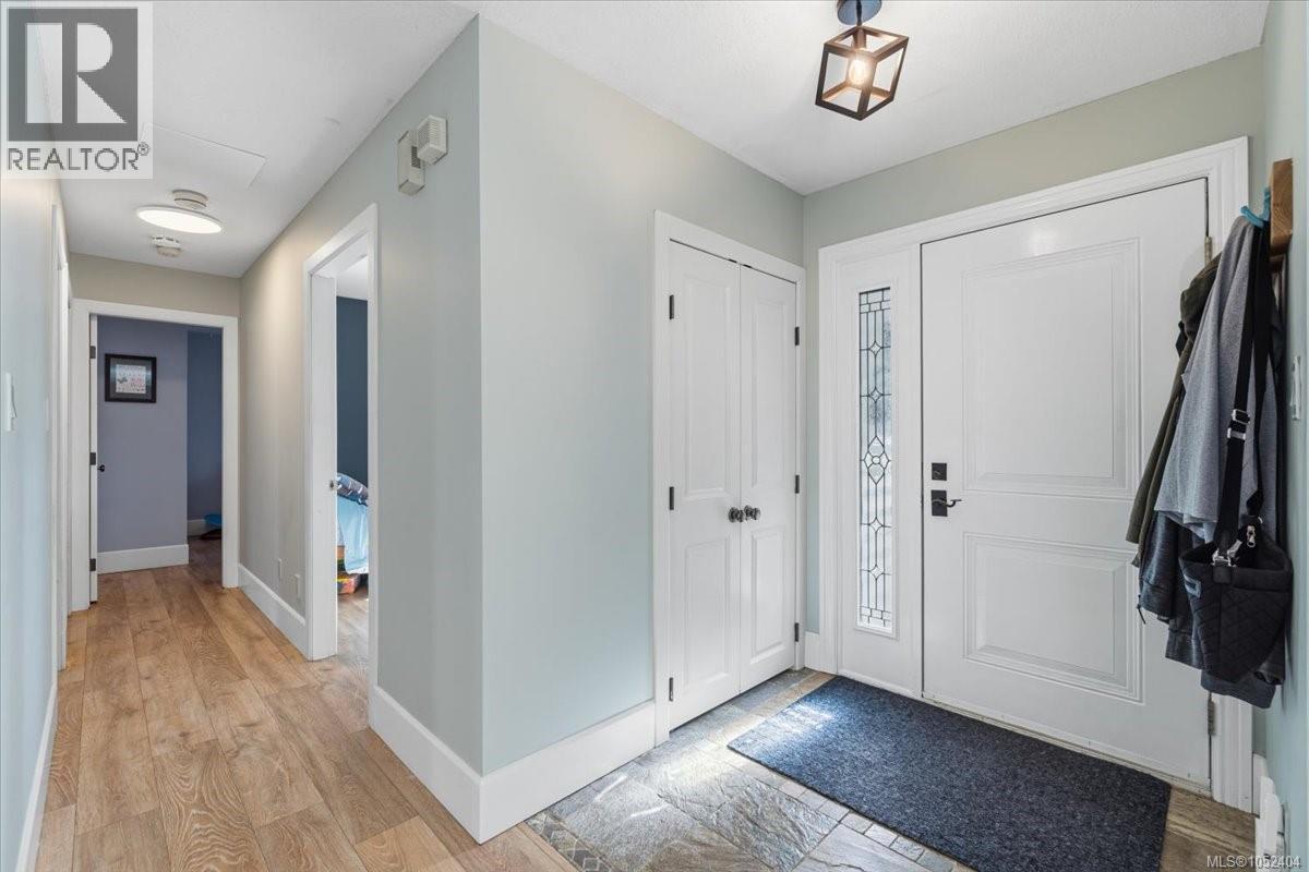781 Sanderson Rd - 26