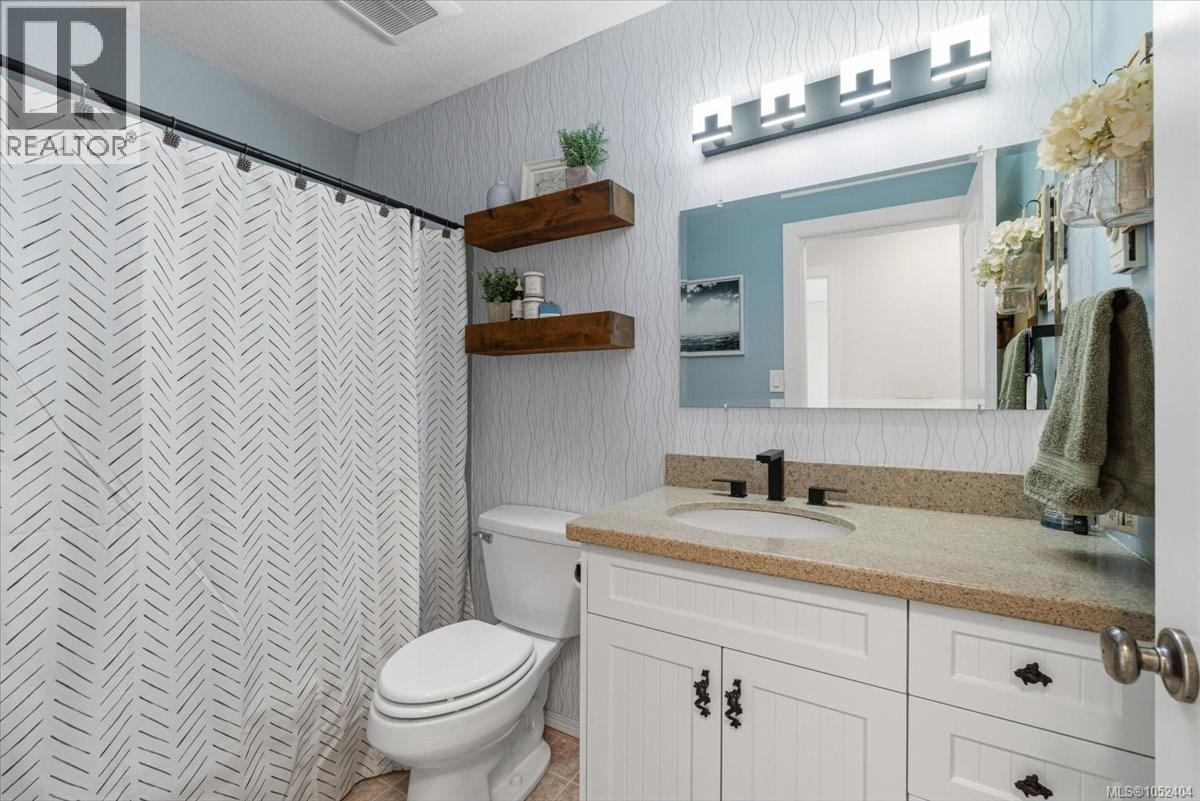781 Sanderson Rd - 30