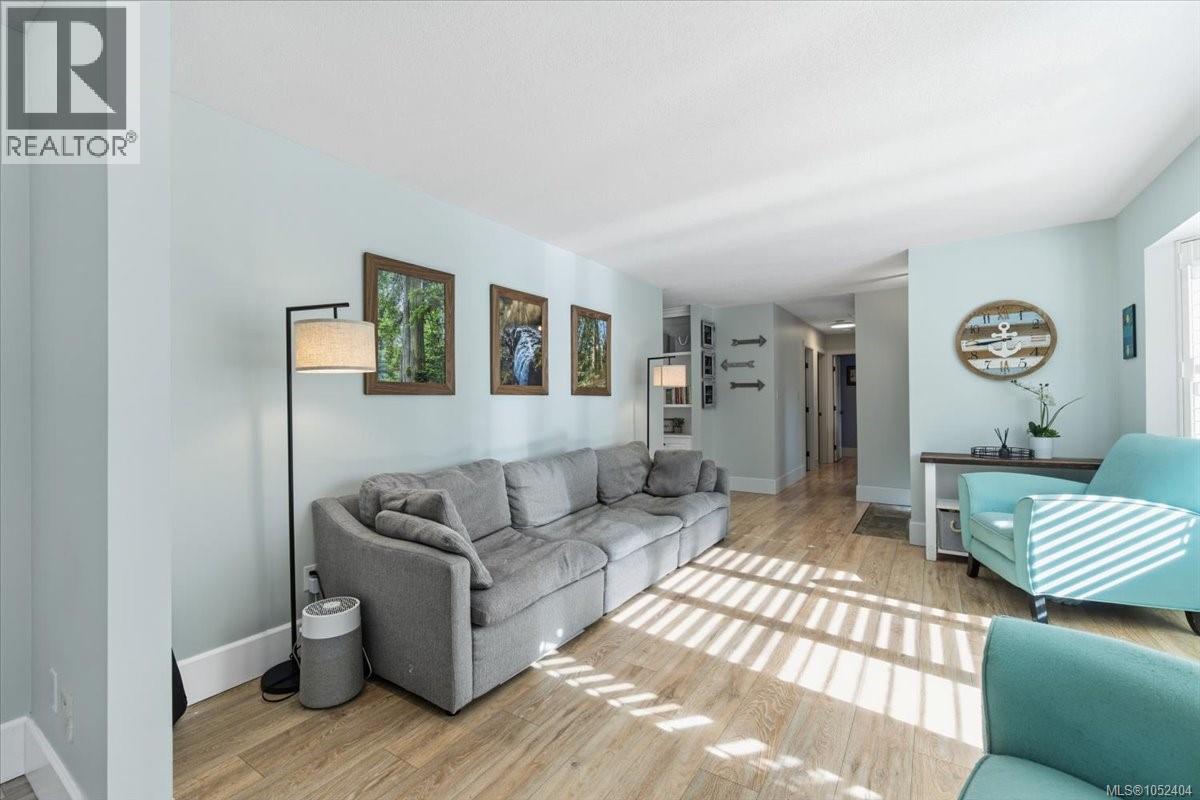 781 Sanderson Rd - 34