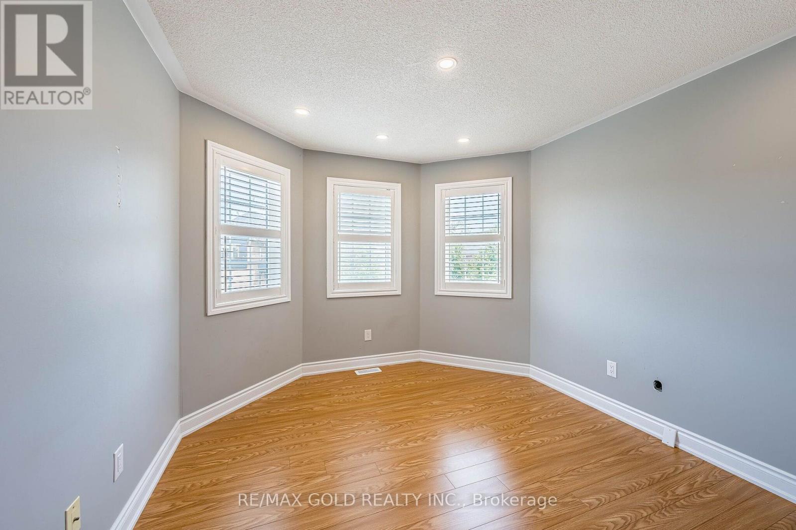 43 SPOTTED OWL CRESCENT - 26