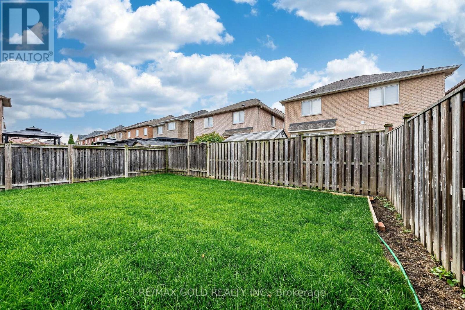 43 SPOTTED OWL CRESCENT - 37