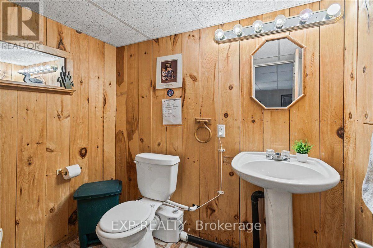 56 GILMOUR POINT ROAD - 32