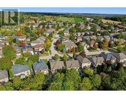 172 Valmont Court, Hamilton, ON L9G5A1 Photo 15