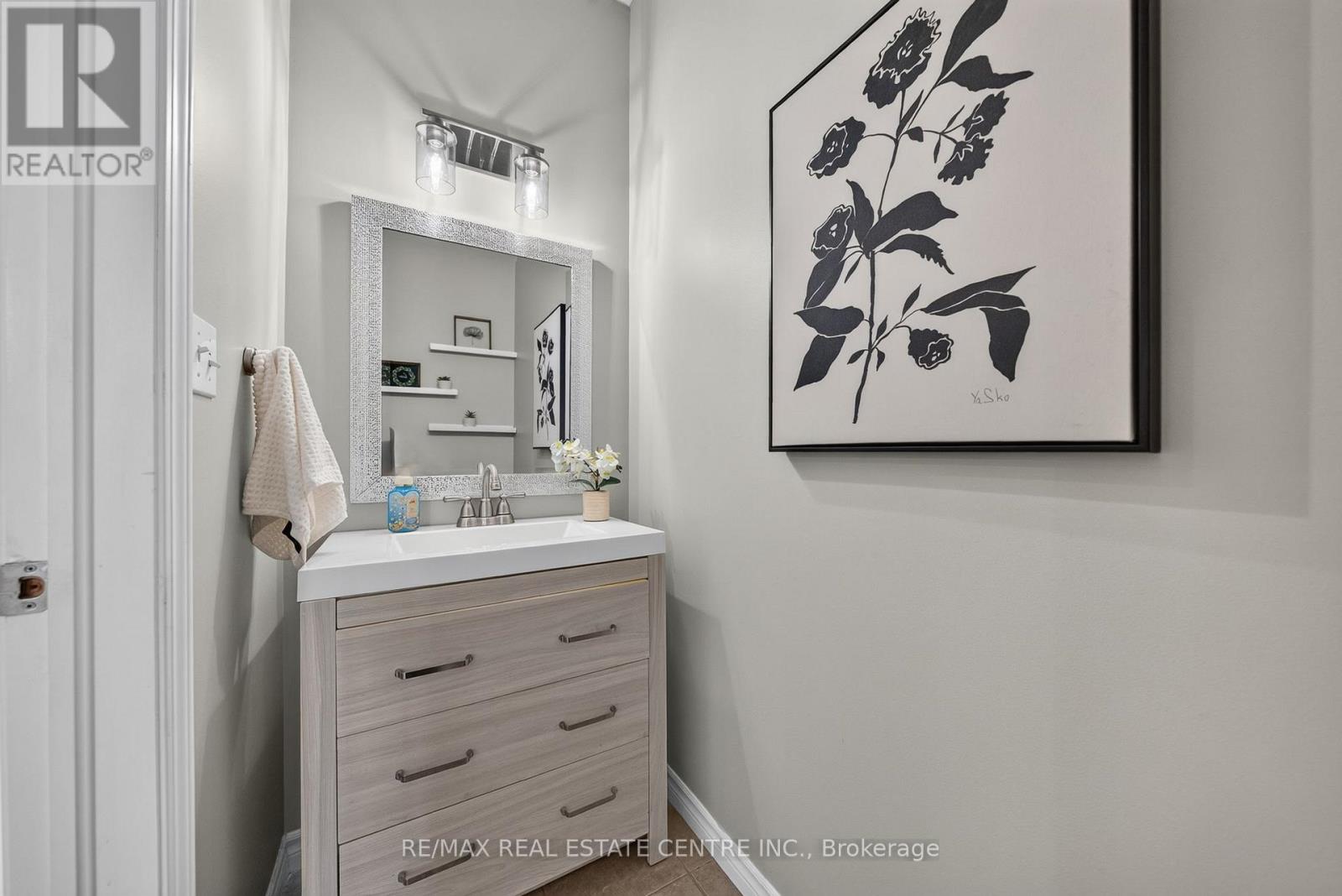 60 WAGLER AVENUE - 9
