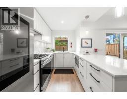 157 555 E 2nd Street, North Vancouver, BC V7L1E1 Photo 14