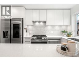 157 555 E 2nd Street, North Vancouver, BC V7L1E1 Photo 17