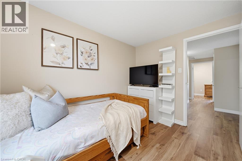 #28 255 NORTHLAKE Drive - 20