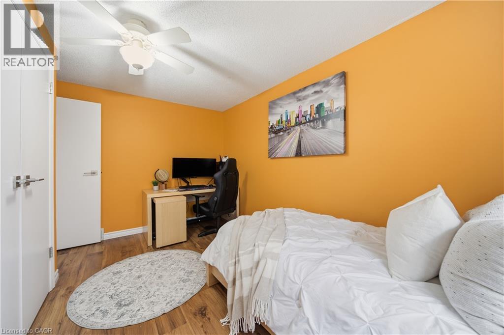 #28 255 NORTHLAKE Drive - 22