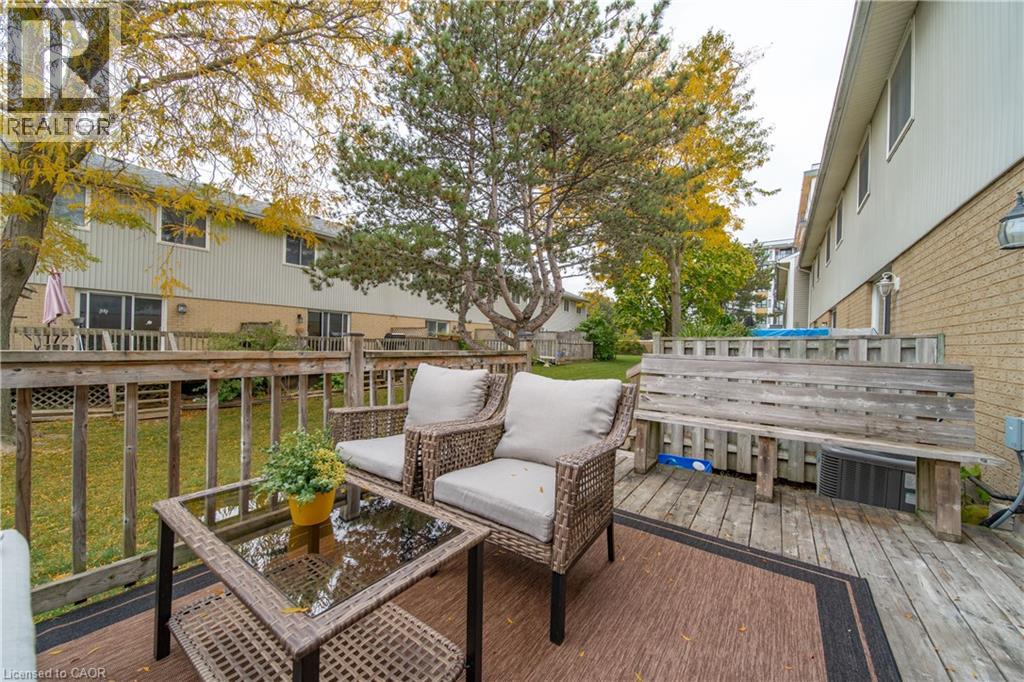 #28 255 NORTHLAKE Drive - 34