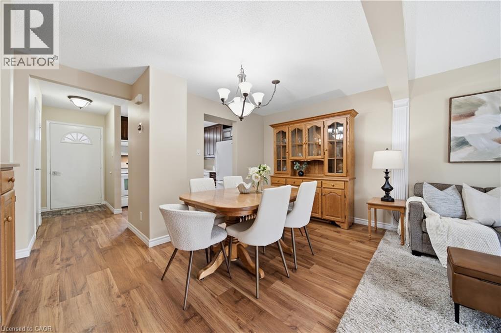 255 NORTHLAKE Drive Unit# 28, Waterloo — photo 10