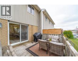 255 Northlake Drive Unit# 28, Waterloo, ON N2V1Z2 Photo 35